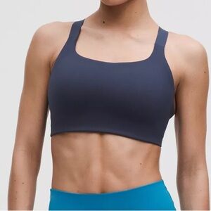 Lululemon Athletica Sports Bra Deep Blue Bra Sz 6 NWT
